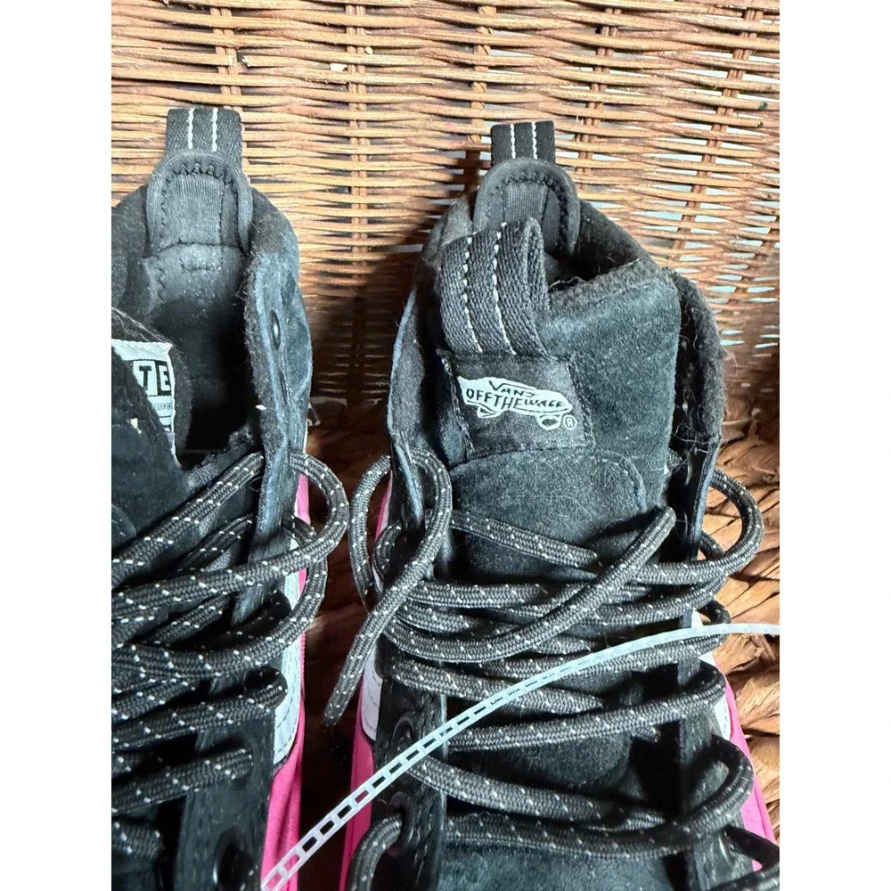 Vans‎ Sk8-Hi MTE-1 Kids Cold Weather Boots Black Pink Waterproof Suede Sneakers